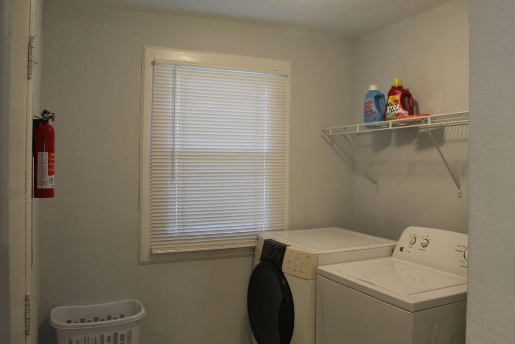 ☆The Oasis In Murray Hill☆ -Sleeps 8- Wifi- Cozy جاكسونفيل المظهر الخارجي الصورة